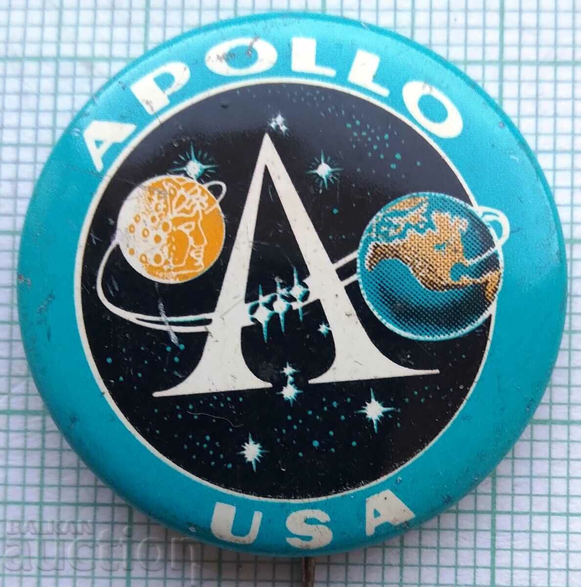 12582 Badge - USA Apollo Space Program
