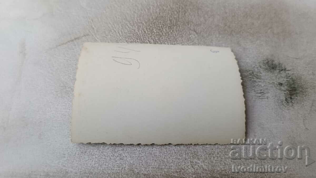 Photo Man and women with a cart on the road with price 0.95 BGN | € 0.49