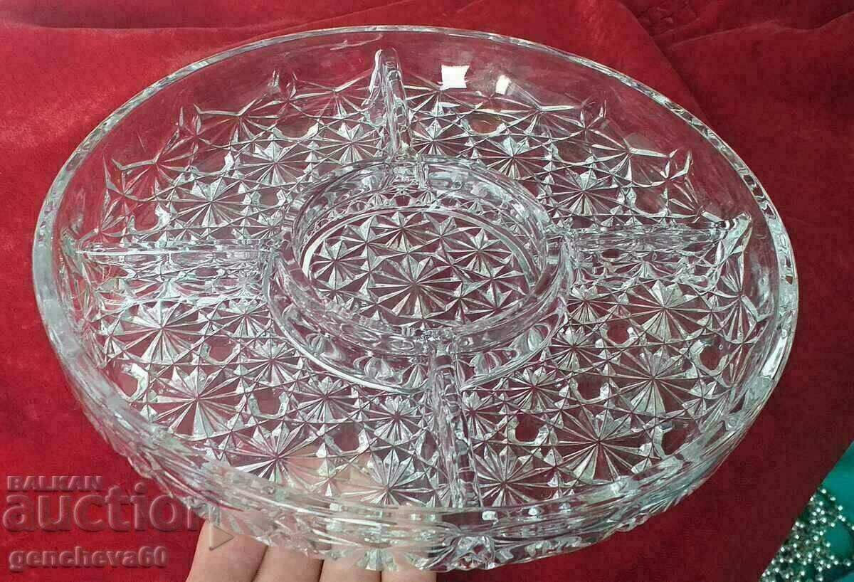 Crystal plate of serving sections