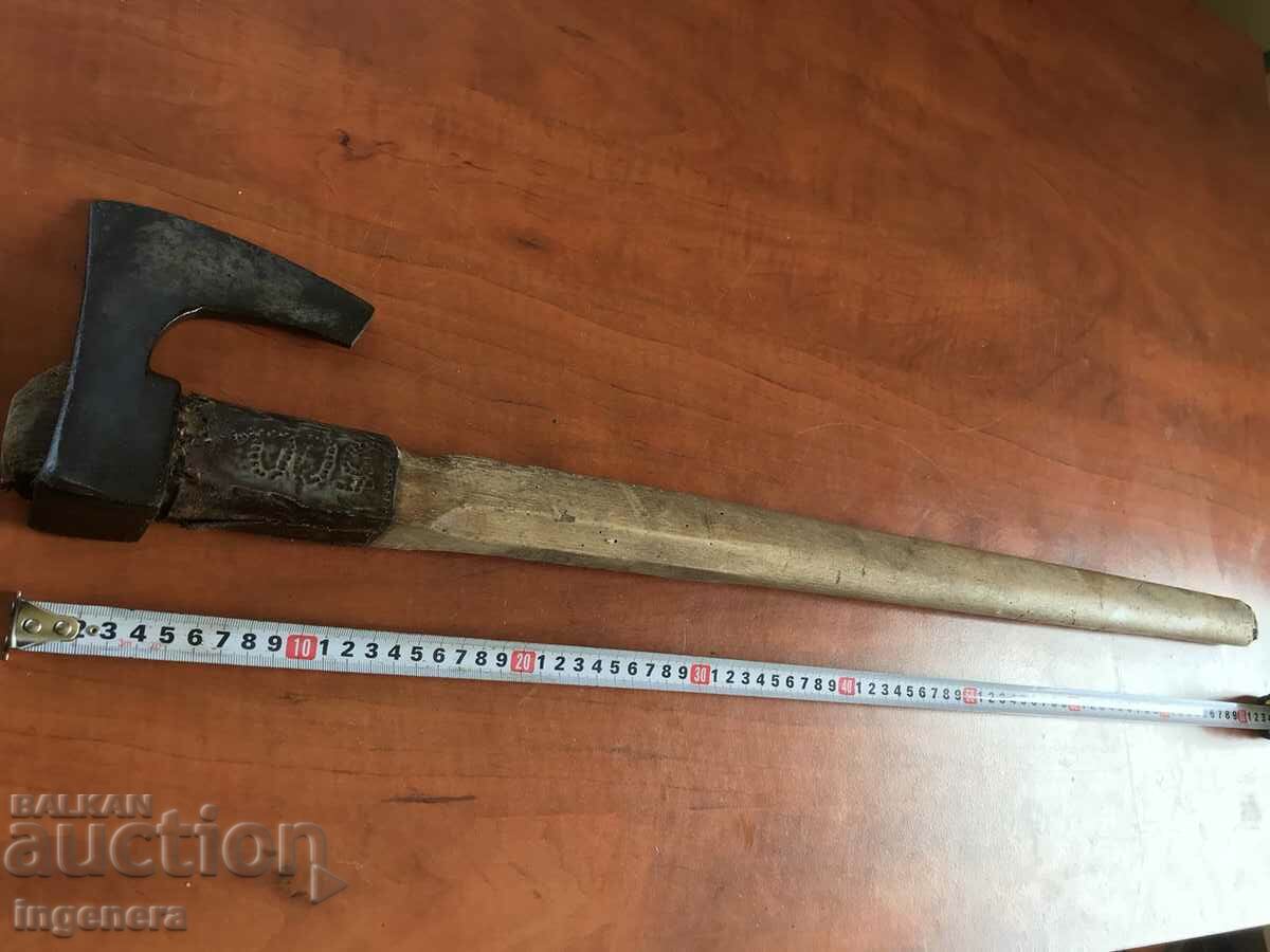 Auction AX HATCHET AX TOOL Auction AX HATCHET AX TOOL