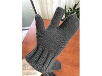 GLOVES HAND KNIT NEW