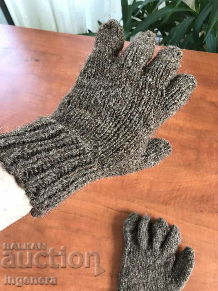 HAND KNIT WOOL GLOVES NEW