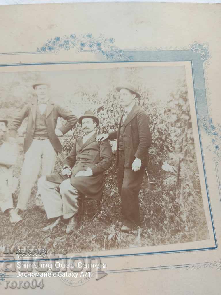 Auction STAR PHOTOGRAPHY - CARD Auction STAR PHOTOGRAPHY - CARD