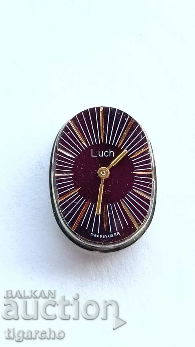 Delivery of Ladyschool watch Lucch Delivery of Ladyschool watch Lucch