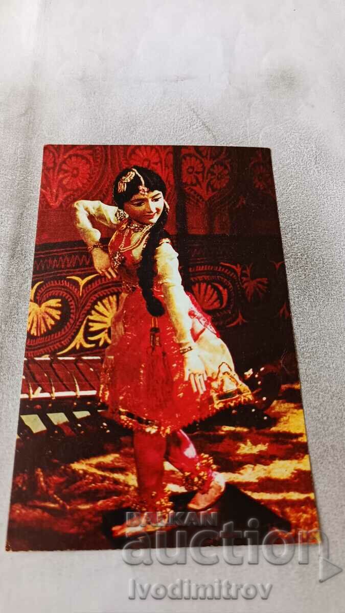 P K Dansator într-o ipostază a dansului clasic indian Bharata