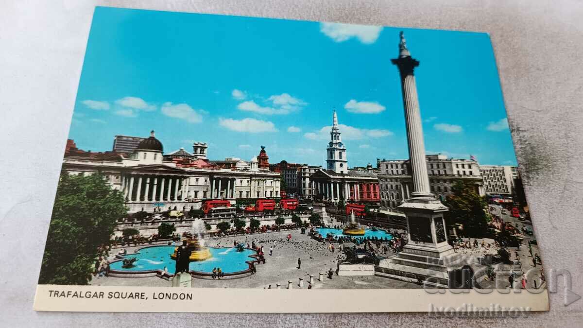 Postcard London Trafalgar Square