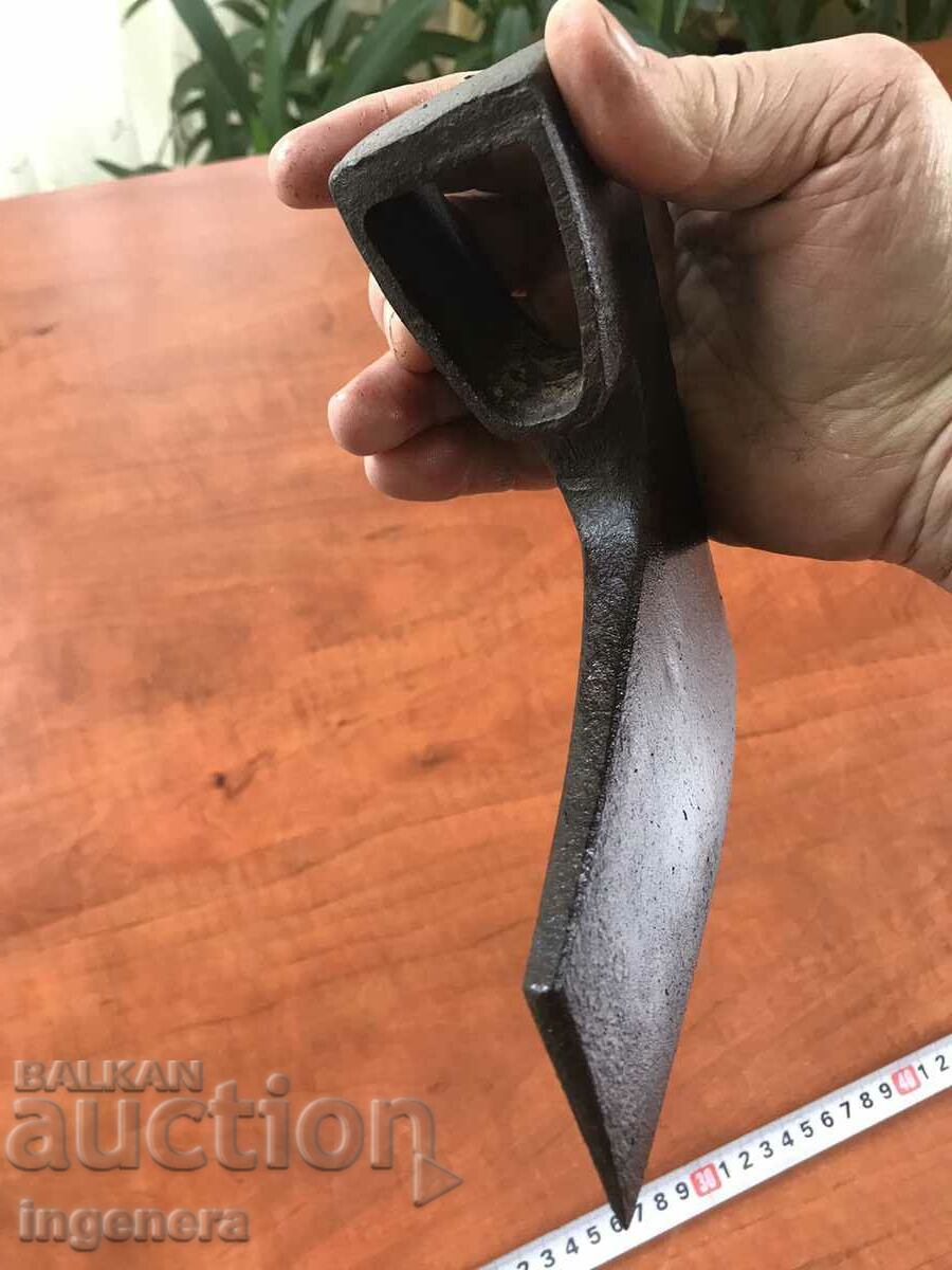 Licitație HACHETA TOORULUI TOOR NOU