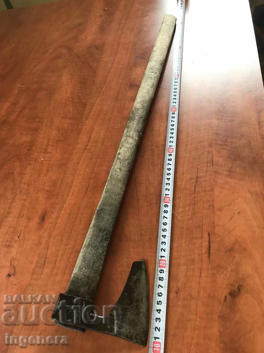 Auction  AX HATCHET AX TOOL