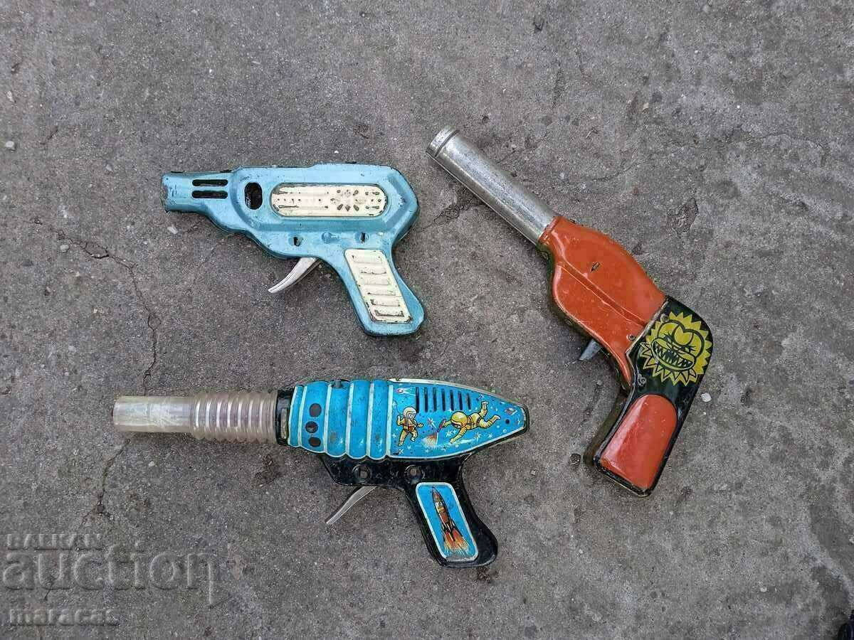 Доставка на Стари играчки Доставка на Стари играчки