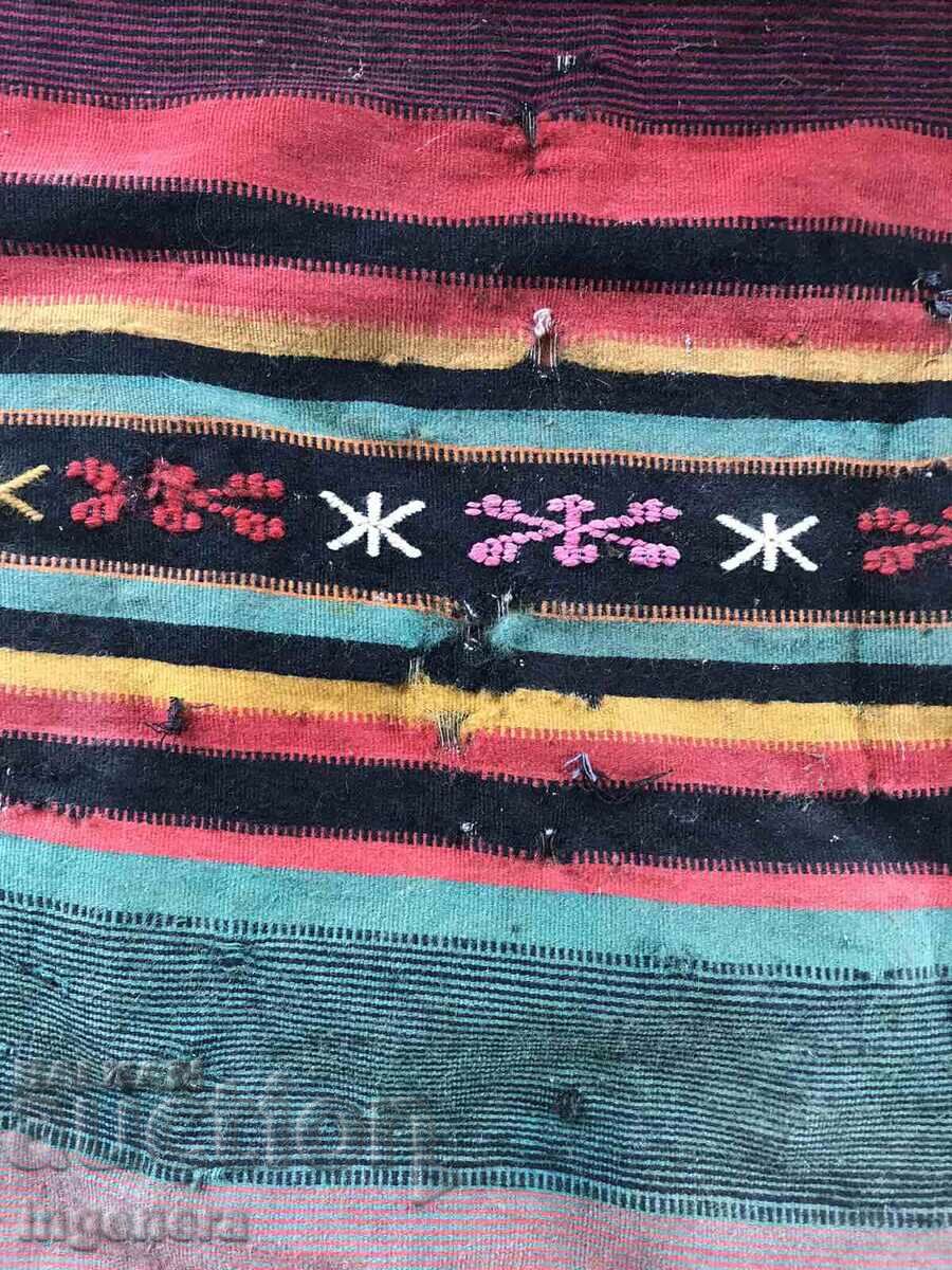 Delivery of APRON ETHNIC FOLKLORE Delivery of APRON ETHNIC FOLKLORE