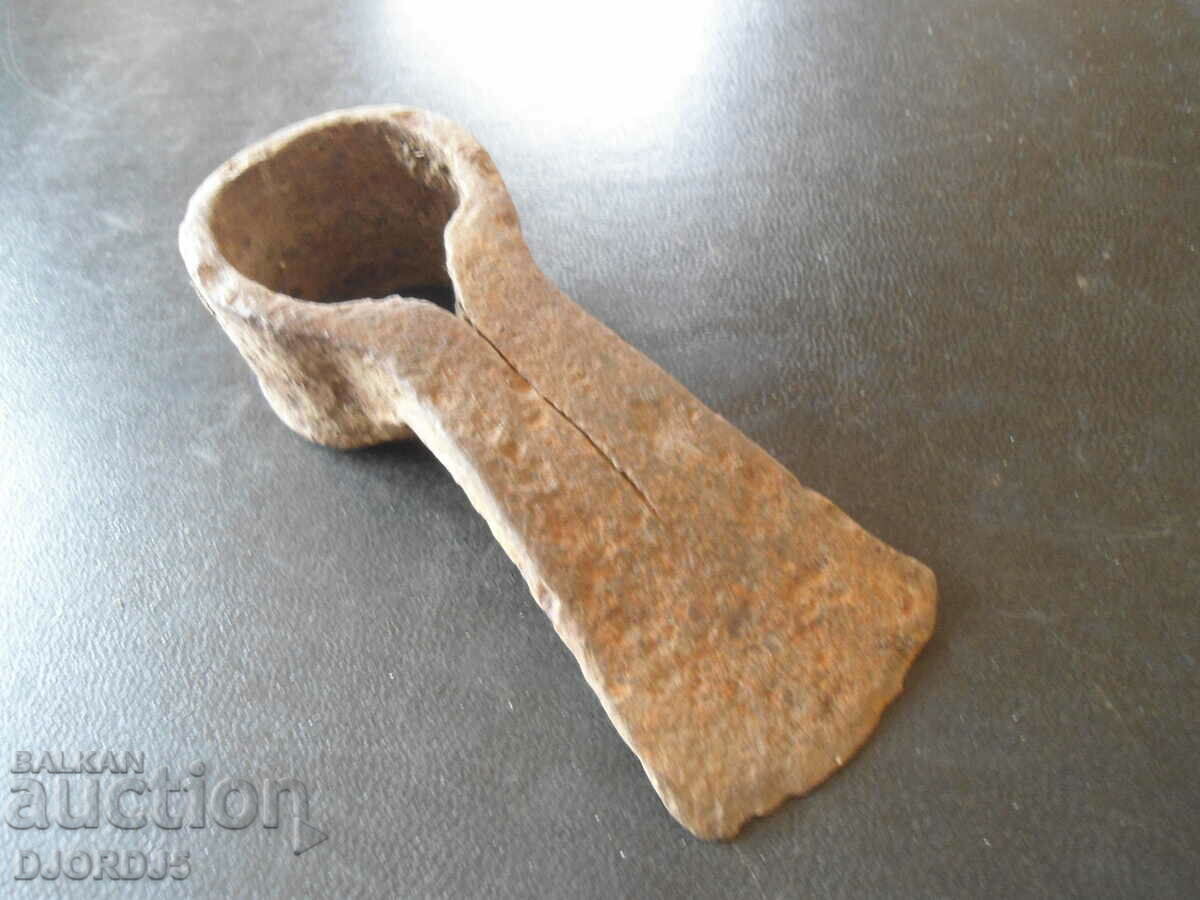 Auction Old agricultural tool Auction Old agricultural tool