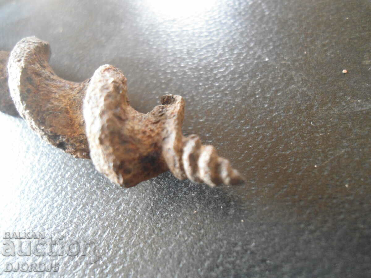 Old drill, chipping with price 3.00 BGN | € 1.53 Old drill, chipping with price 3.00 BGN | € 1.53