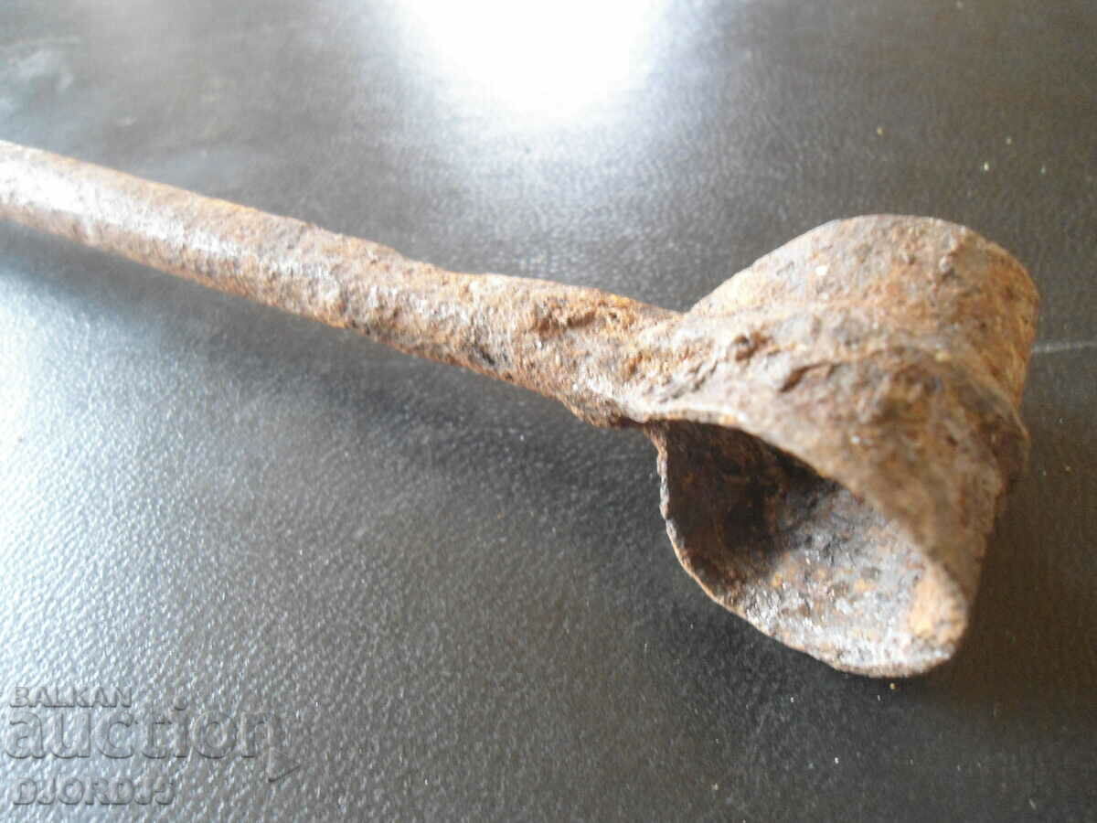 Auction Old drill, chipping Auction Old drill, chipping