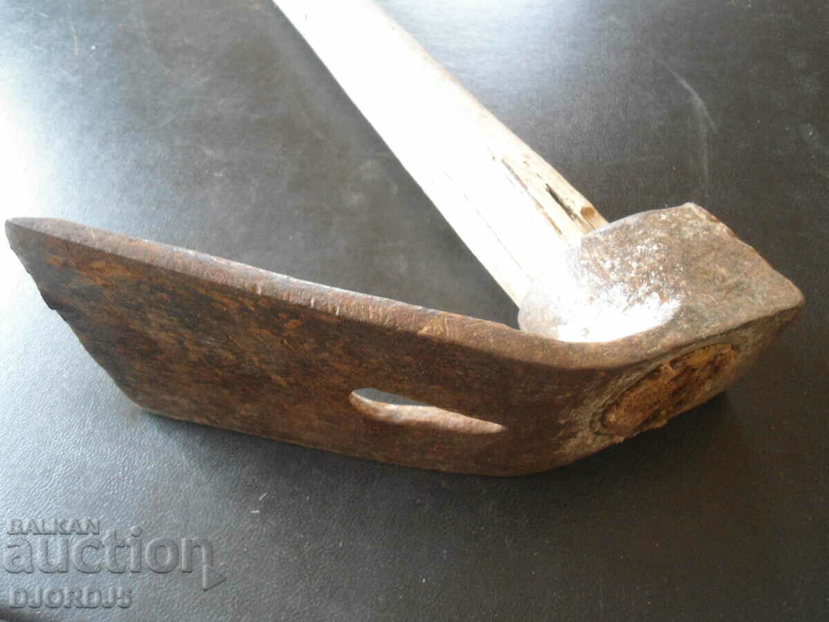 Old Tesla, markings with price 6.00 BGN | € 3.07