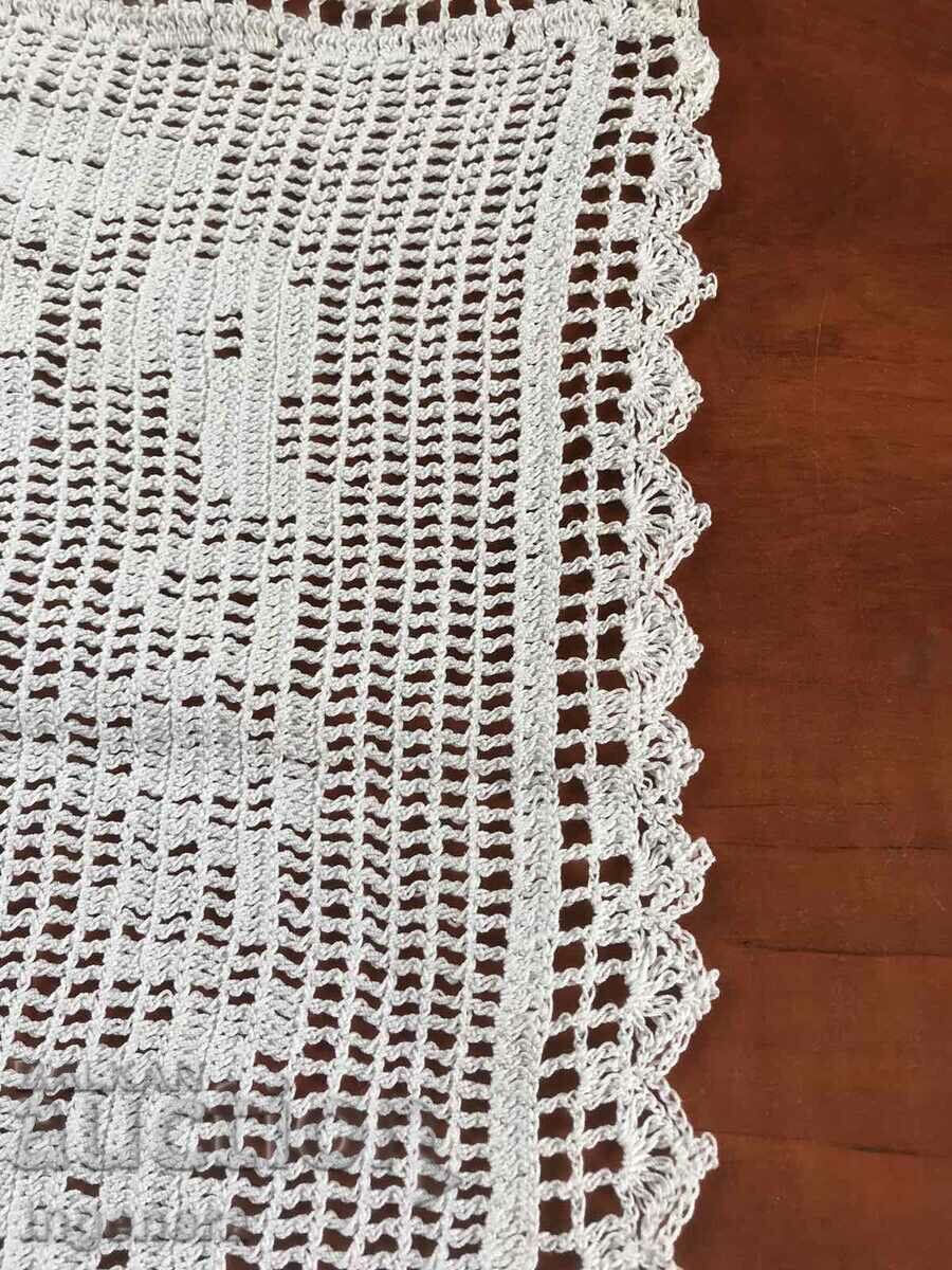 Delivery of MILO COVER KNITTING ON ONE ETHNIC HOOK Delivery of MILO COVER KNITTING ON ONE ETHNIC HOOK