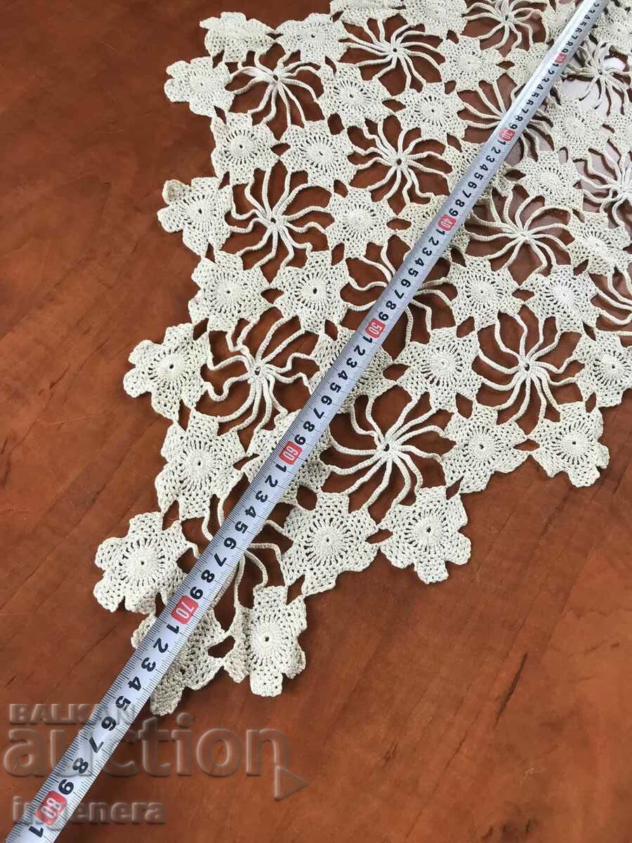 Delivery of MILO COVER KNITTING ON ONE ETHNIC HOOK Delivery of MILO COVER KNITTING ON ONE ETHNIC HOOK