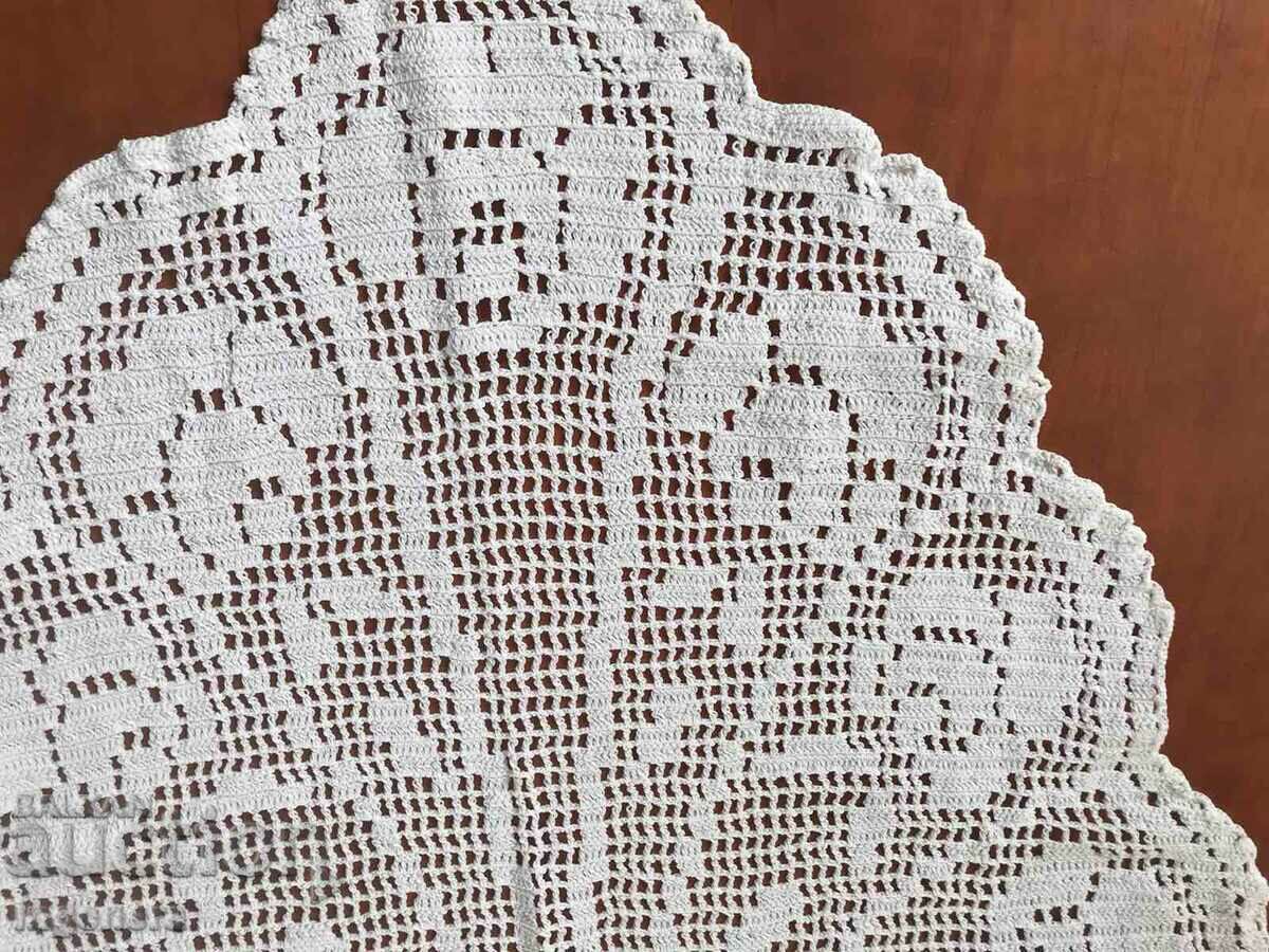 Delivery of MILO COVER KNITTING ON ONE ETHNIC HOOK Delivery of MILO COVER KNITTING ON ONE ETHNIC HOOK