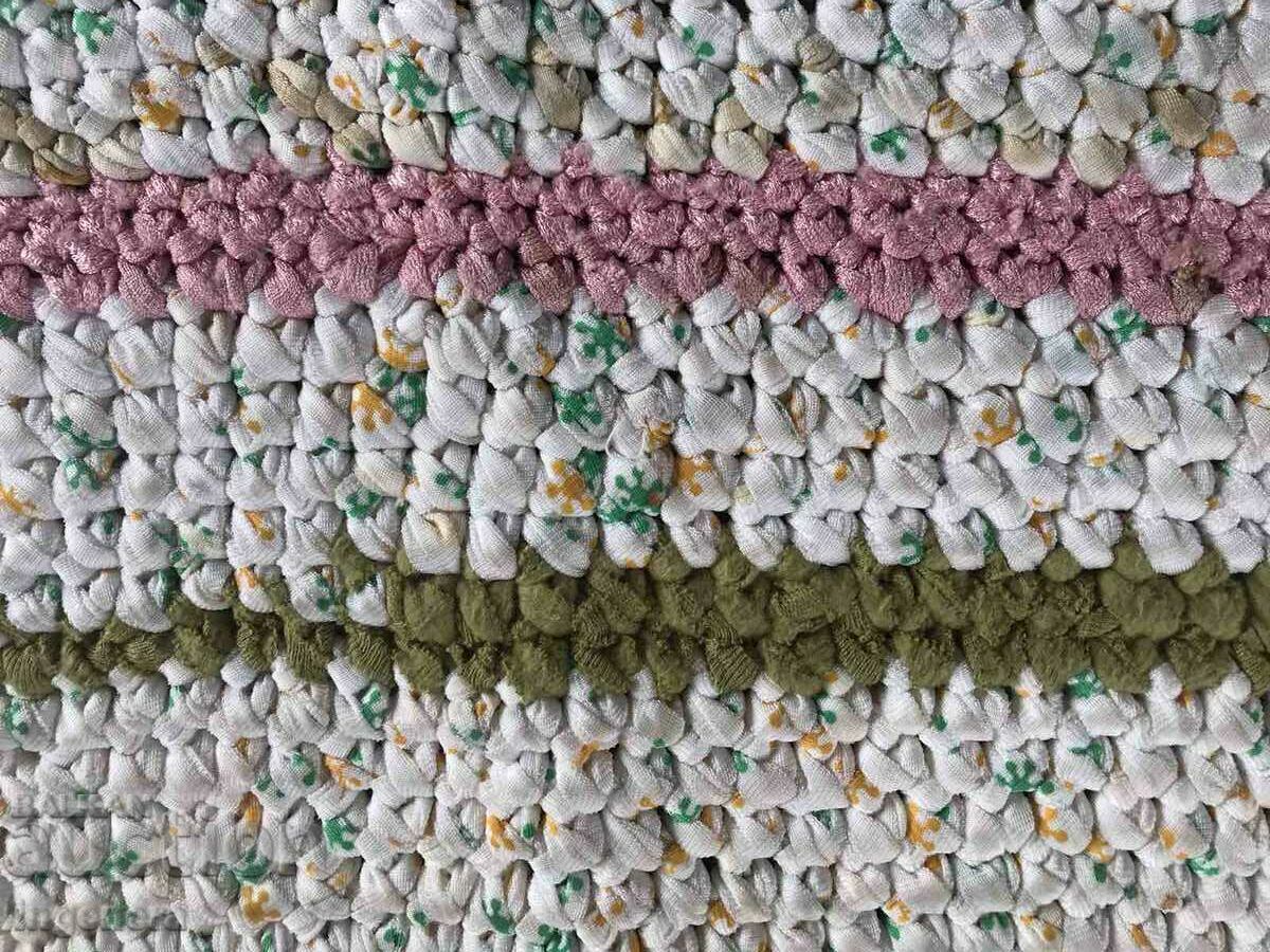 Auction MAT, CARPET, CARPET, KITTEN, COZY, DECOR, WARMTH Auction MAT, CARPET, CARPET, KITTEN, COZY, DECOR, WARMTH