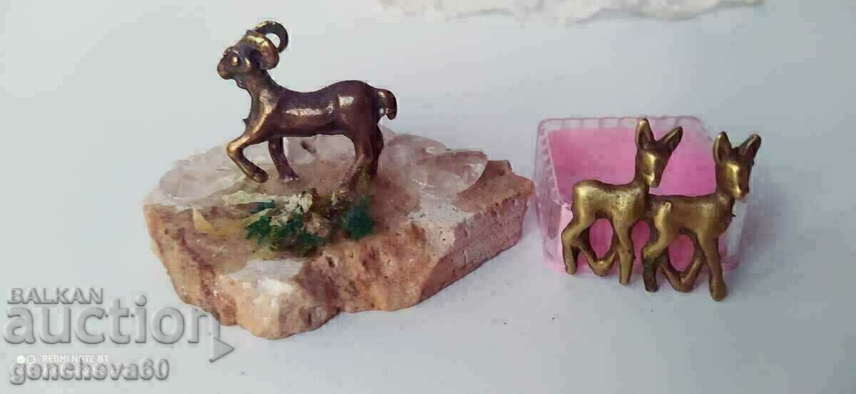 Rare bronze brooch, "Deer" and ram - bronze for decoration - 5 Rare bronze brooch, "Deer" and ram - bronze for decoration - 5