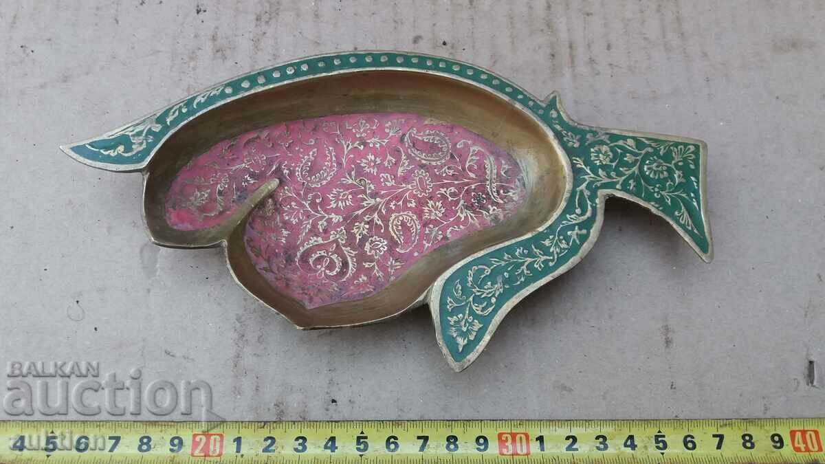 ORIENTAL BRONZE SOLID FRAGRANCE ASHTRAY with price 9.99 BGN | € 5.11 ORIENTAL BRONZE SOLID FRAGRANCE ASHTRAY with price 9.99 BGN | € 5.11