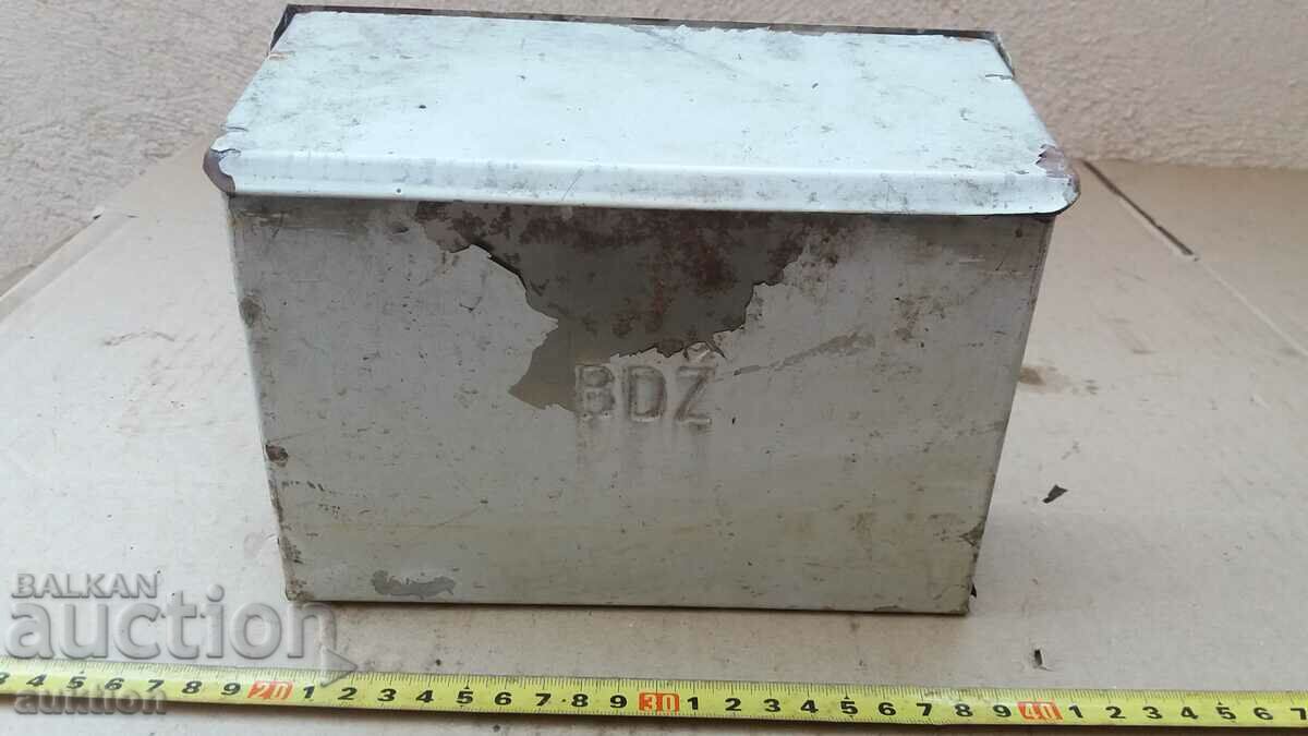 BJ RELIC - OLD MOVABLE WALL ASHTRAY FROM THE 1950s with price 9.99 BGN | € 5.11 BJ RELIC - OLD MOVABLE WALL ASHTRAY FROM THE 1950s with price 9.99 BGN | € 5.11