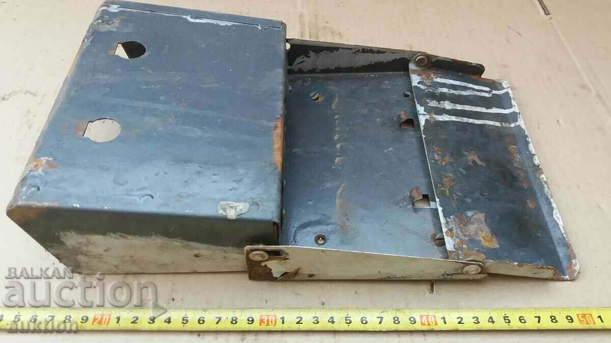 BJ RELIC - OLD MOVABLE WALL ASHTRAY FROM THE 1950s - 6 BJ RELIC - OLD MOVABLE WALL ASHTRAY FROM THE 1950s - 6