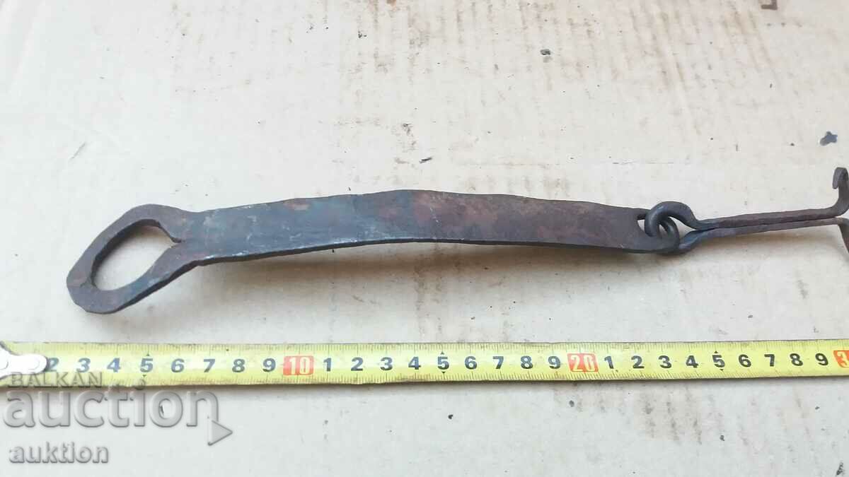 Auction WROUGHT RENAISSANCE LATCH, GATE LOCK Auction WROUGHT RENAISSANCE LATCH, GATE LOCK