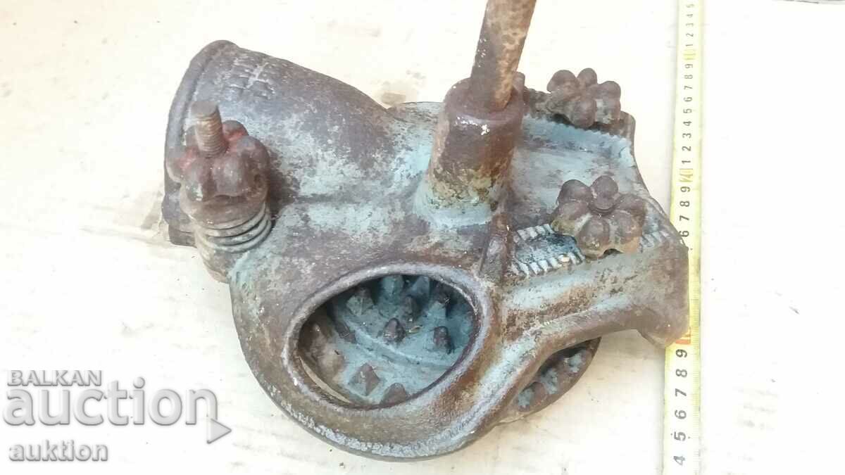 Livrarea MAȘINĂ DE FUNCȚIONARE EXCELENTĂ, râșniță porumb, porumb