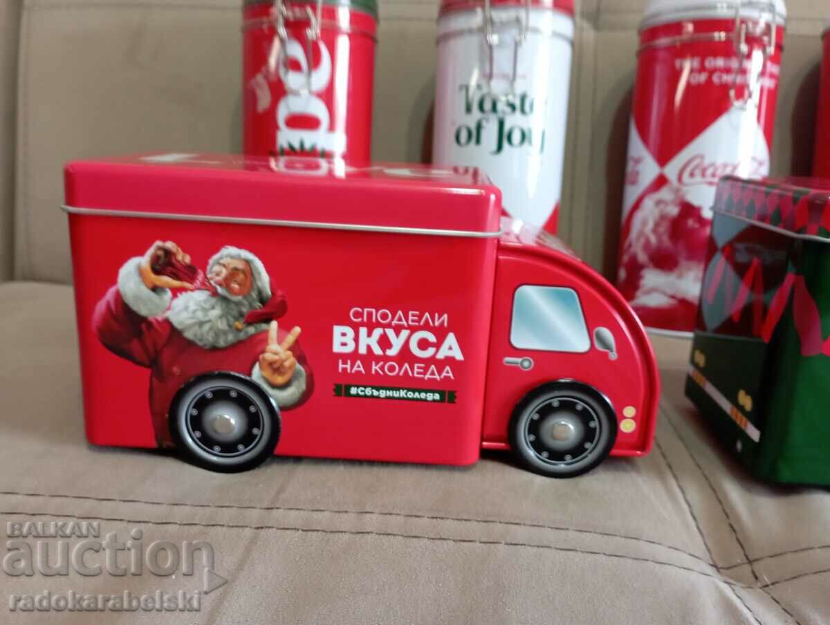 Συλλογή παρτίδας Coca-Cola - Coca-Cola με τιμή 99.90 BGN | € 51.08 Συλλογή παρτίδας Coca-Cola - Coca-Cola με τιμή 99.90 BGN | € 51.08
