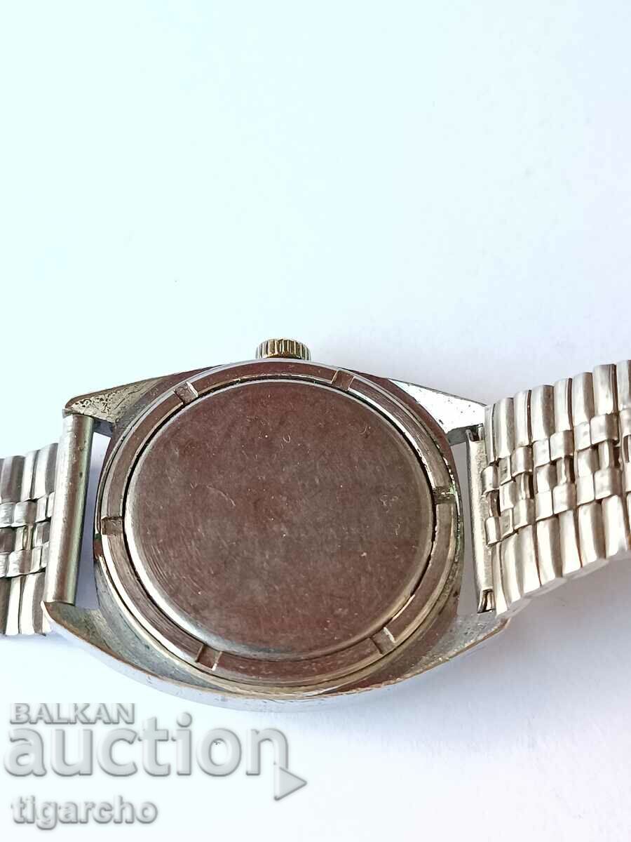 Delivery of Rocket Clock Delivery of Rocket Clock