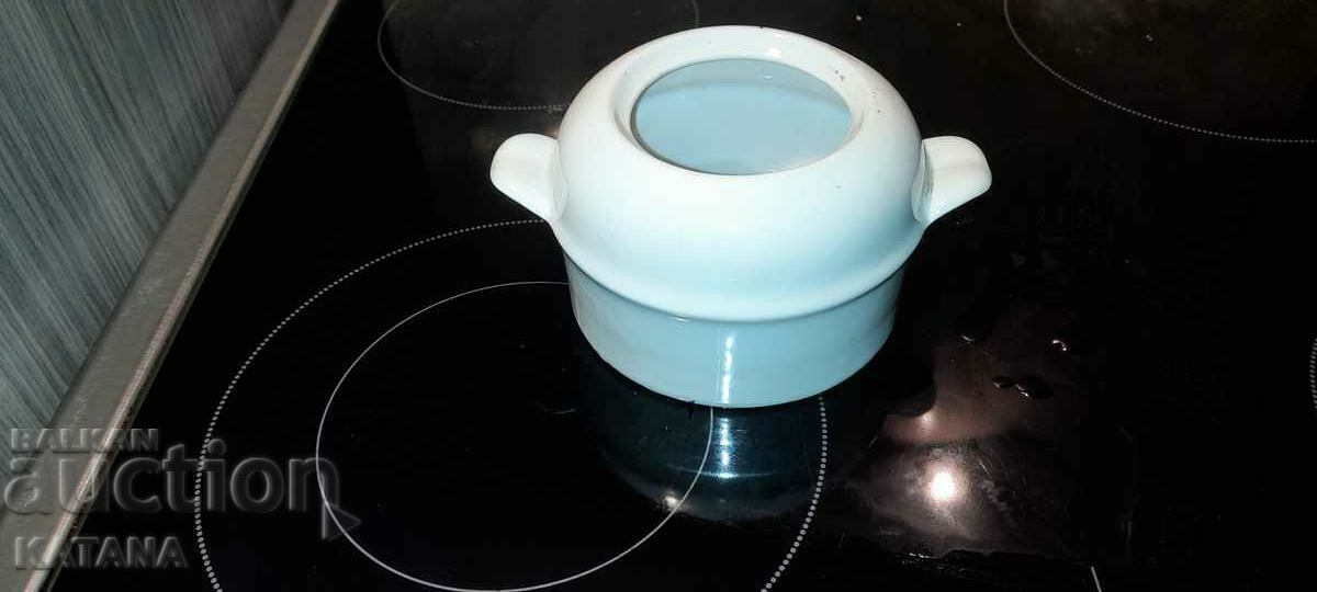 Порцеланова купа