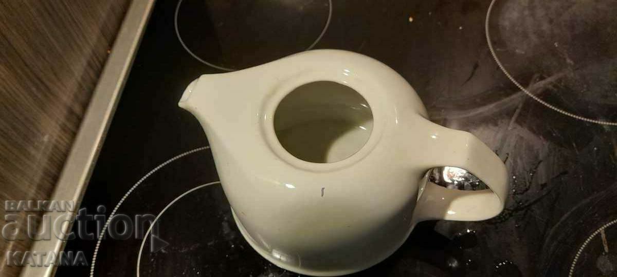 Porcelain teapot DISCOUNT!!! with price 12.00 BGN | € 6.14 Porcelain teapot DISCOUNT!!! with price 12.00 BGN | € 6.14