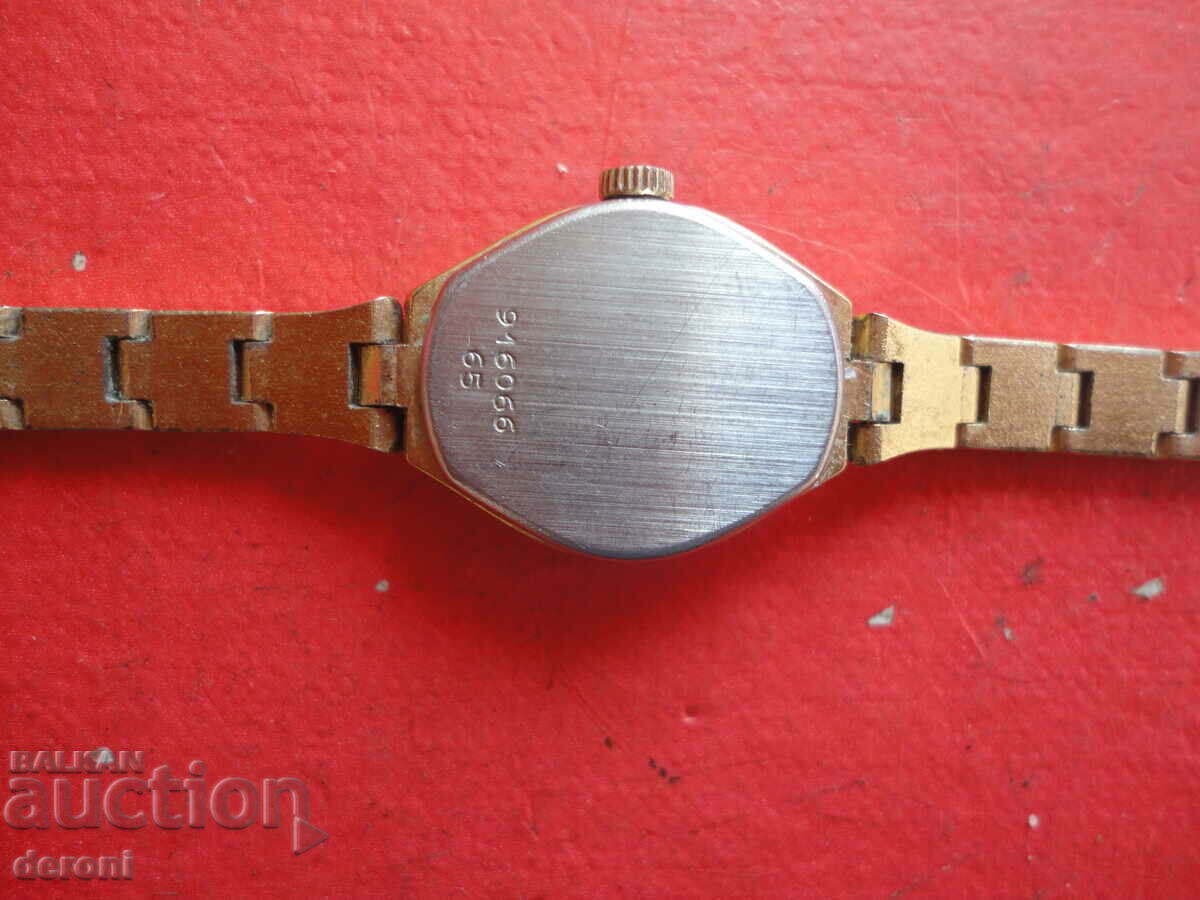 Delivery of Dugena gold plated women's watch Delivery of Dugena gold plated women's watch