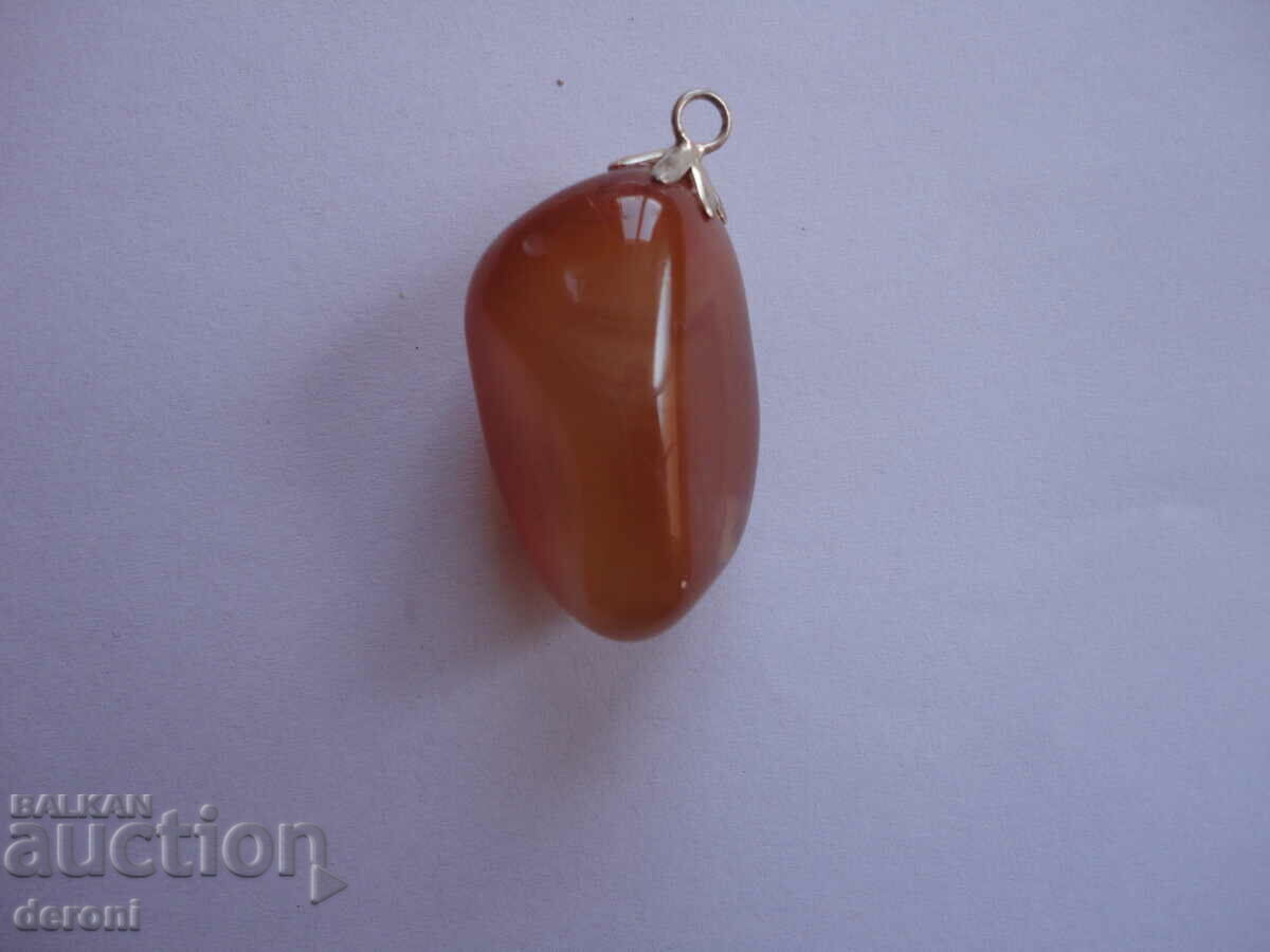 Pendant medallion from mineral stone with price 10.00 BGN | € 5.11 Pendant medallion from mineral stone with price 10.00 BGN | € 5.11