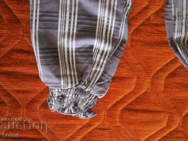 Livrarea Pantaloni copii pentru fete cu elastic, marimea 6 Livrarea Pantaloni copii pentru fete cu elastic, marimea 6