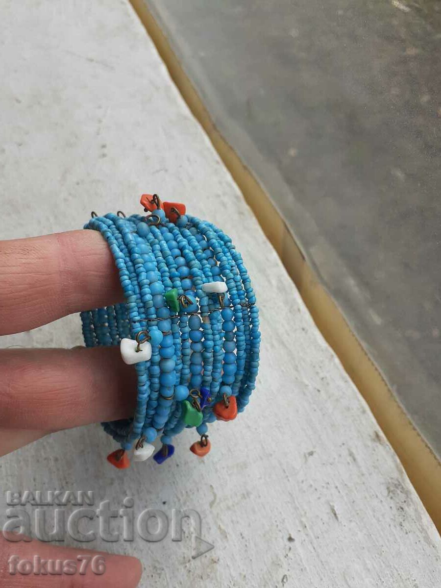 Παράδοση Βραχιόλι με χάντρες για κοστούμι