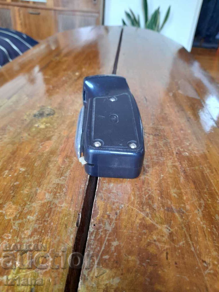 Delivery of Old torch with dynamo