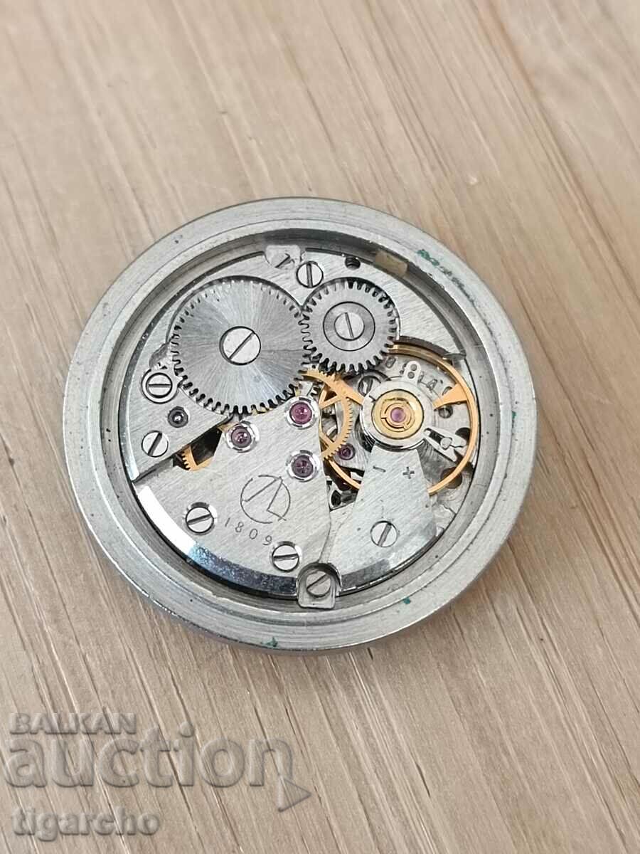 Παράδοση κυρίες μαλλιά παρακολουθήσετε Λουτς Παράδοση κυρίες μαλλιά παρακολουθήσετε Λουτς