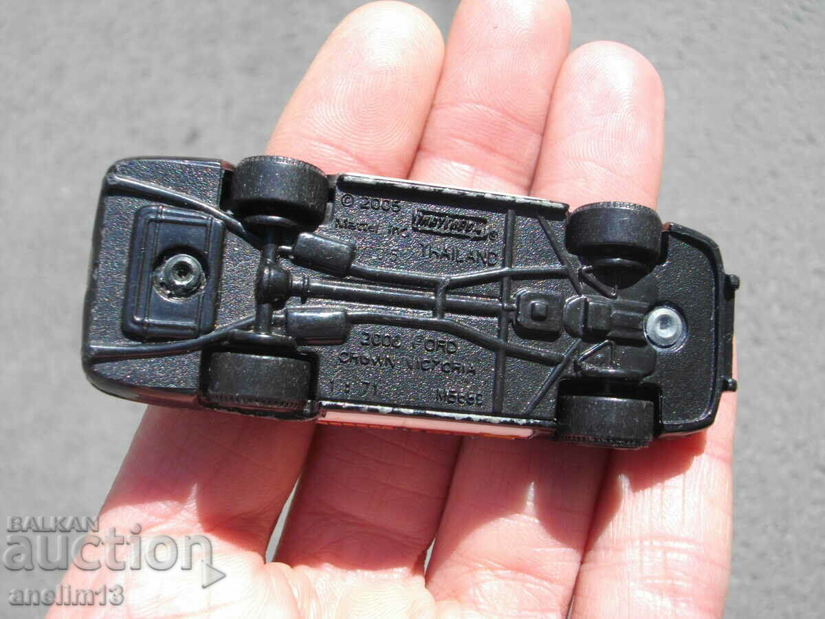 MATCHBOX THAILAND FORD CROWN VICTORIA MATCHBOX - 6 MATCHBOX THAILAND FORD CROWN VICTORIA MATCHBOX - 6