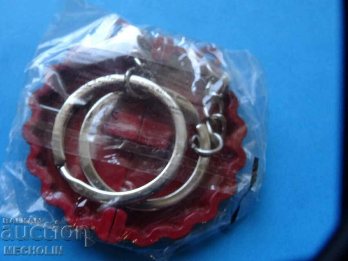 Delivery of COCA COLA COLLECTOR KEY HOLDER Delivery of COCA COLA COLLECTOR KEY HOLDER