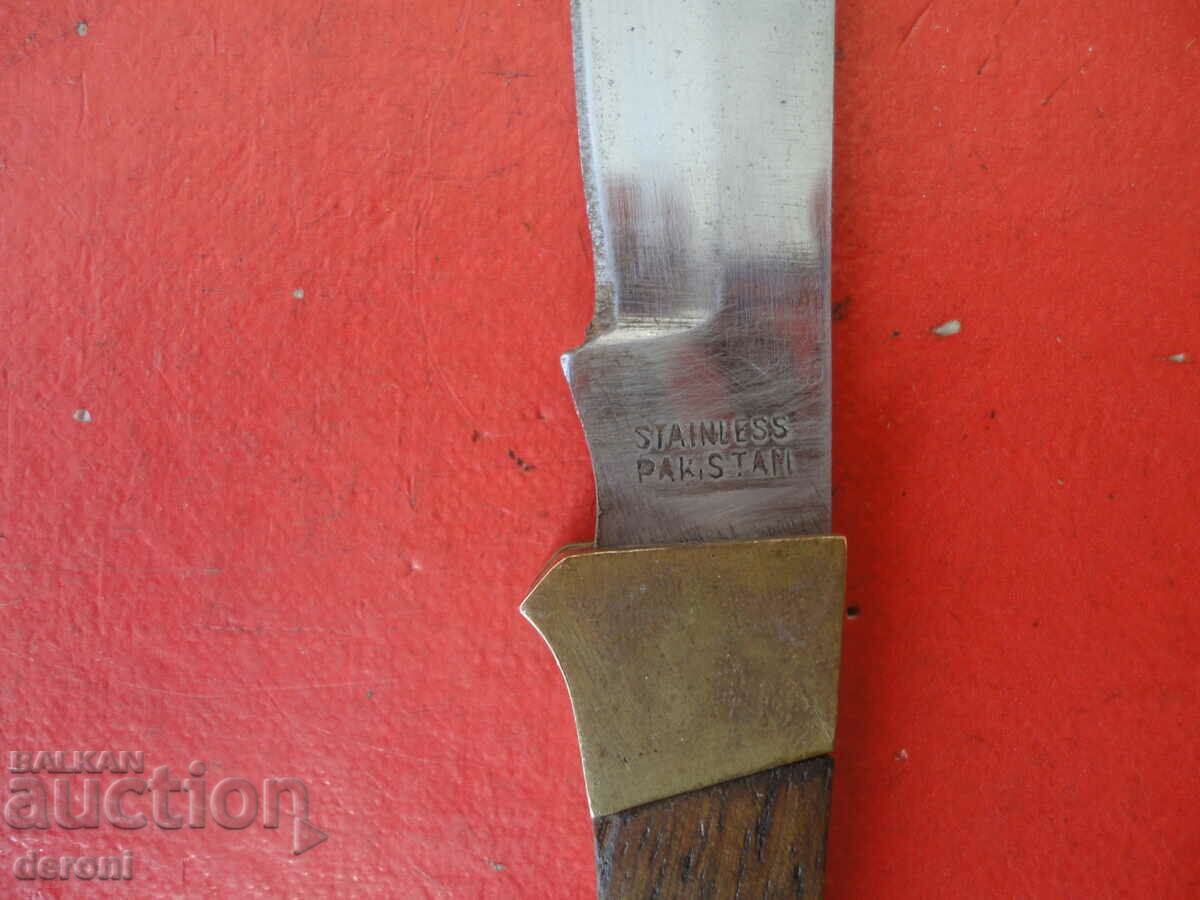 Pakistan semi-automatic knife with price 20.00 BGN | € 10.23 Pakistan semi-automatic knife with price 20.00 BGN | € 10.23