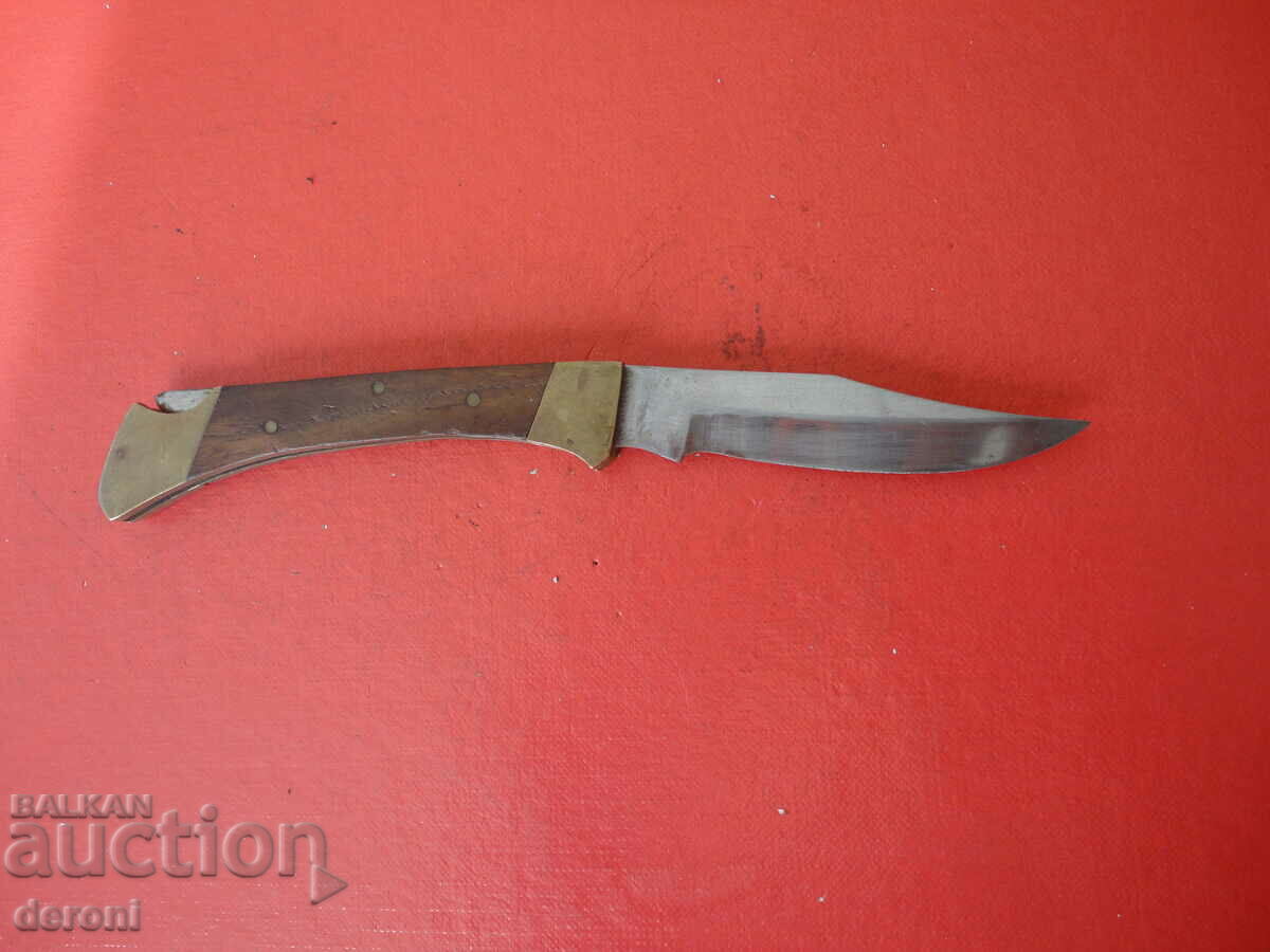 Delivery of Pakistan semi-automatic knife Delivery of Pakistan semi-automatic knife