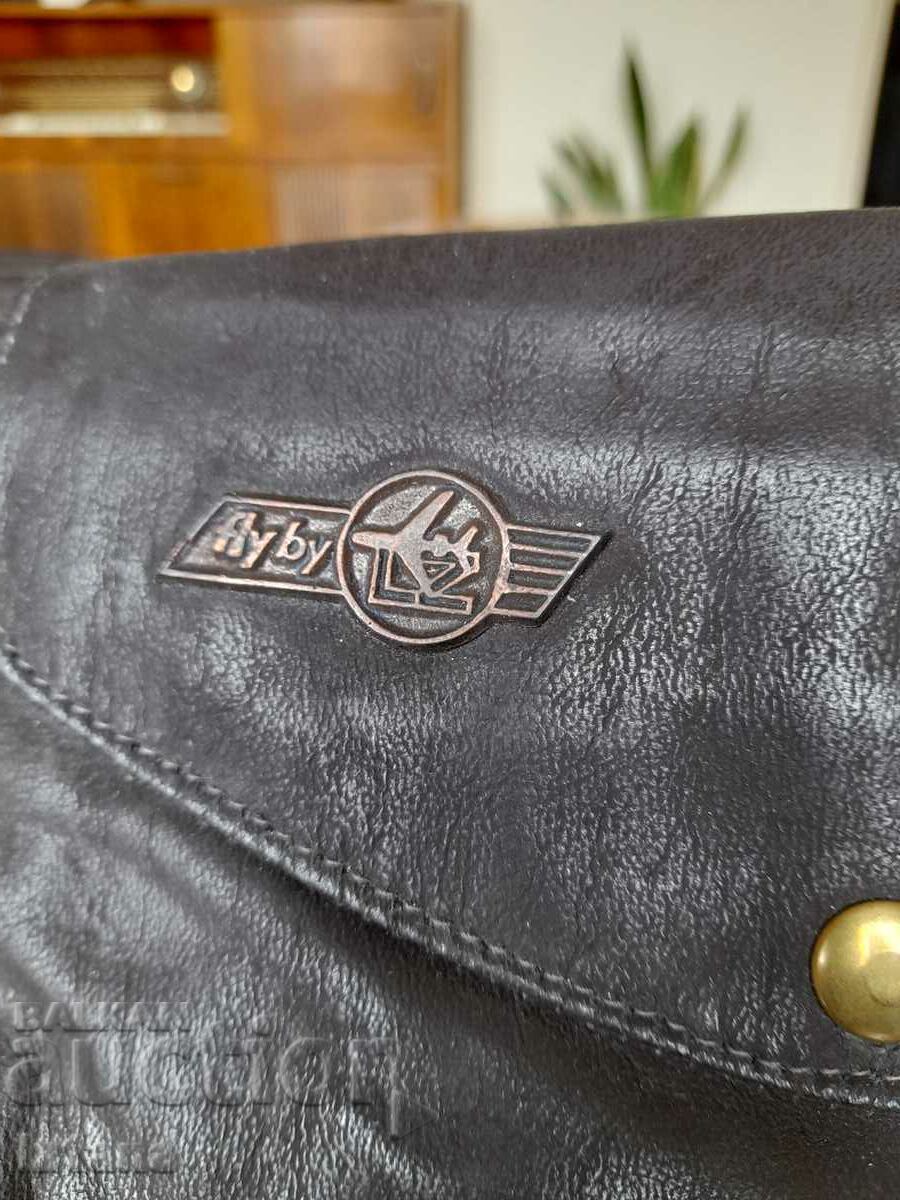 Geanta de documente LZ veche cu preț 35.00 BGN | € 17.90