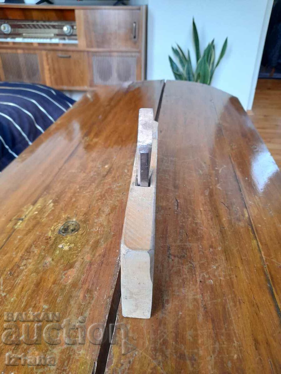 Old carpentry grater with price 30.00 BGN | € 15.34 Old carpentry grater with price 30.00 BGN | € 15.34