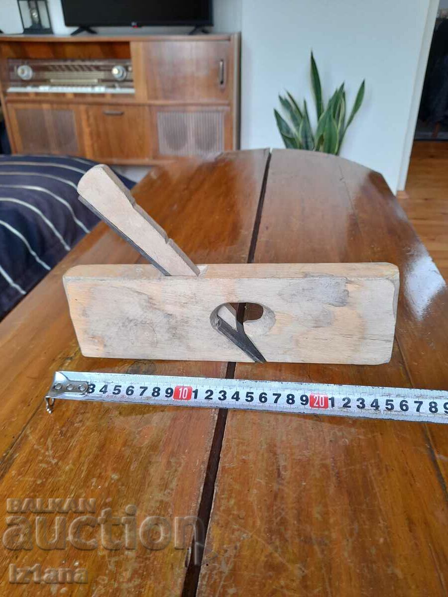 Auction Old carpentry grater Auction Old carpentry grater