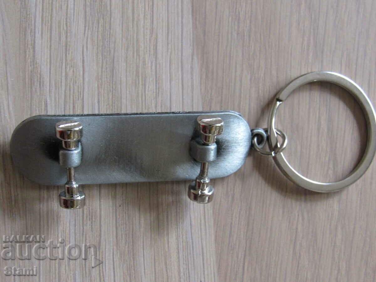 Delivery of Metal skateboard keychain from Florence, Italy Delivery of Metal skateboard keychain from Florence, Italy