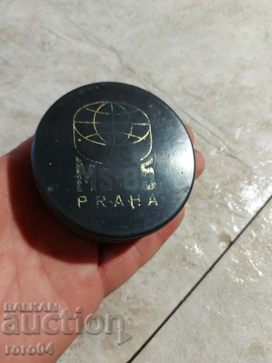 HOCKEY PUCK