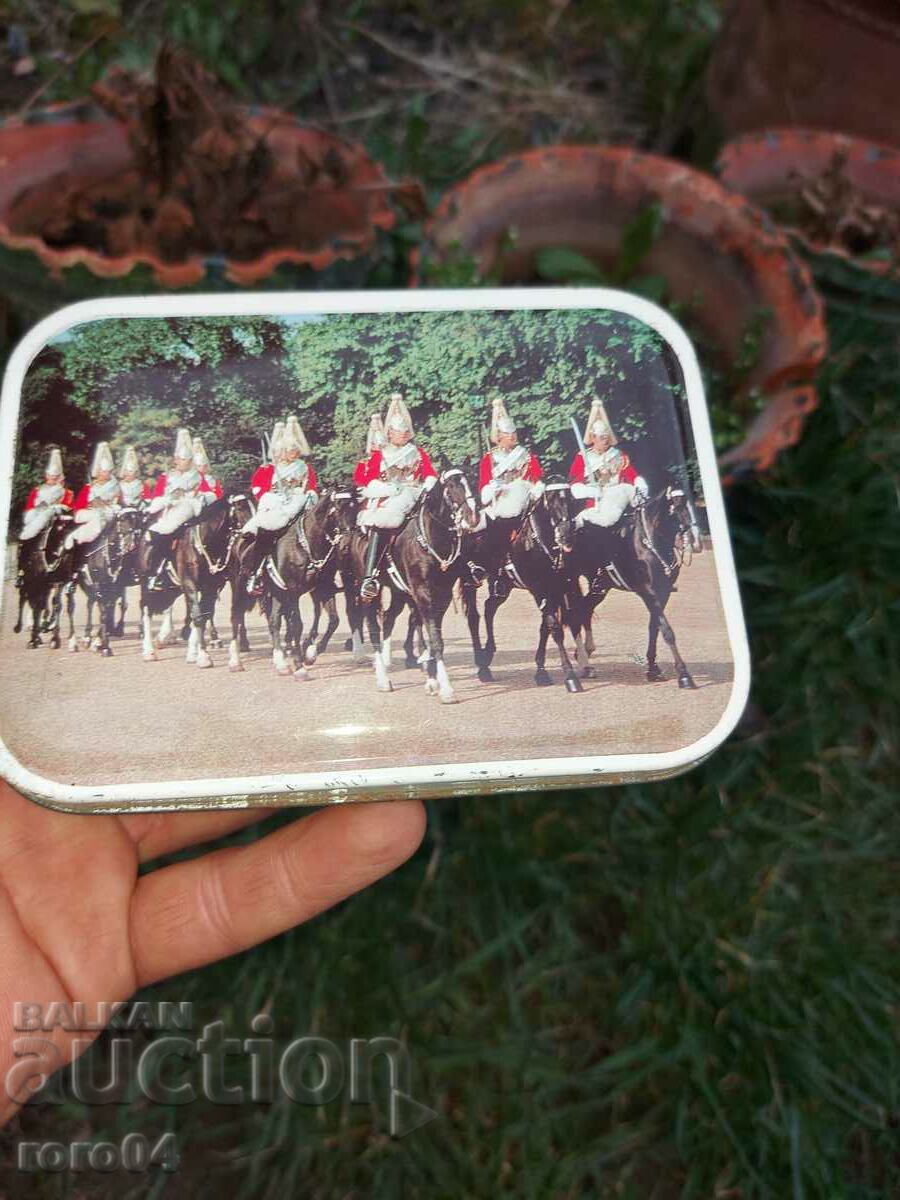 BOX - TIN - 6 BOX - TIN - 6