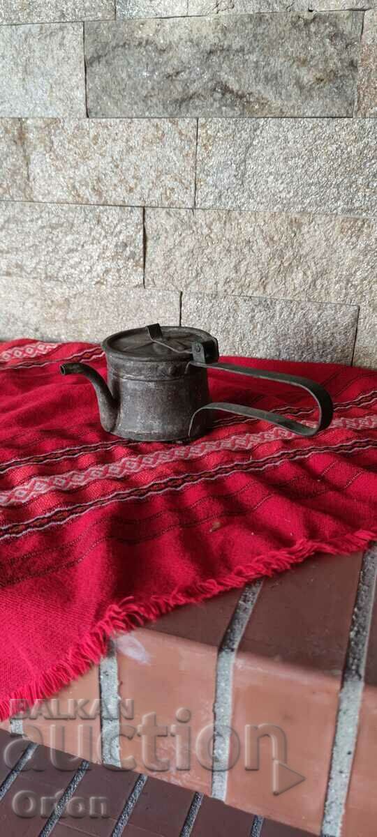 Аукцион Старинна Медна Котленица за Греяна Ракия Аукцион Старинна Медна Котленица за Греяна Ракия