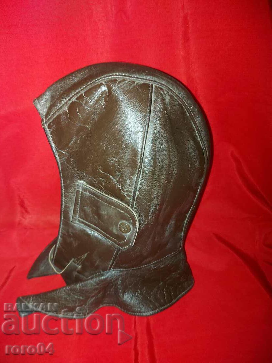 Auction BONNET - REAL NAPPA - WW II Auction BONNET - REAL NAPPA - WW II